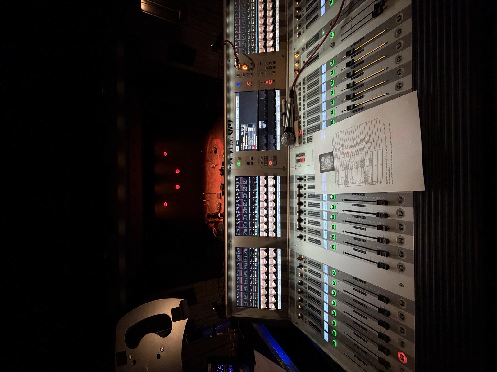 Courbevoie — Soundcraft Vi4